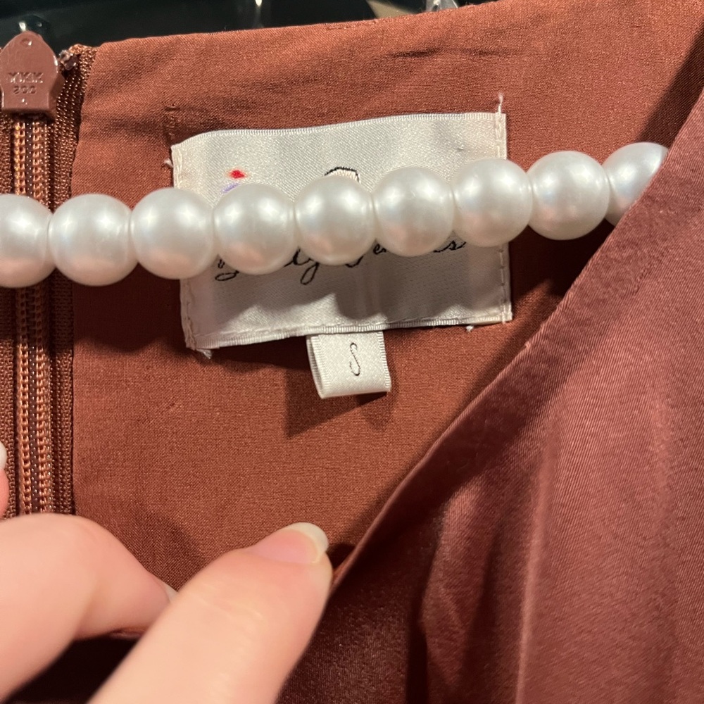 Dainty Jewells dress Midi - Picture 3 of 4